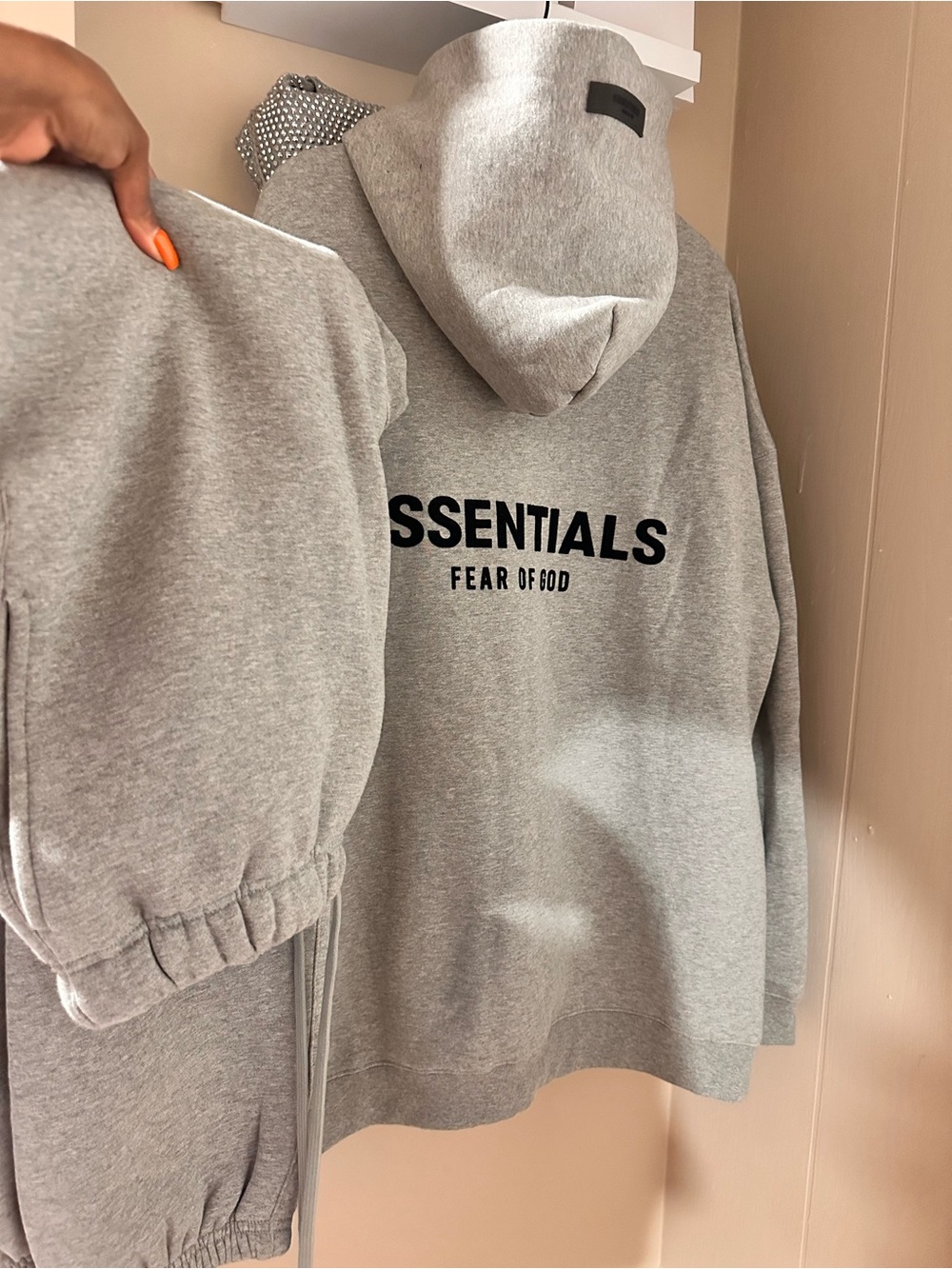 Fear of God ESSENTIALS Crewneck Sweatshirt & sweatpants in Heather Gray